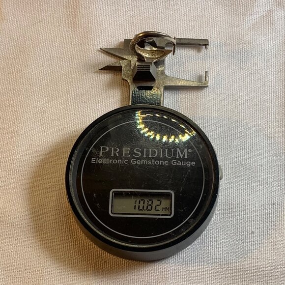 VTG Sterling Silver 925 Diamond Cut Finish Dolphin Design Statement Ring Size 5 - Picture 7 of 11